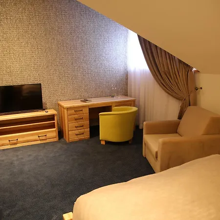 Dwór Kukuczka Hotel