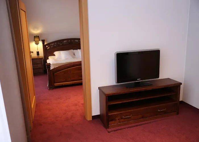 Dwor Kukuczka * Istebna