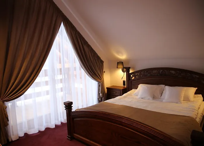 Dwor Kukuczka * Istebna